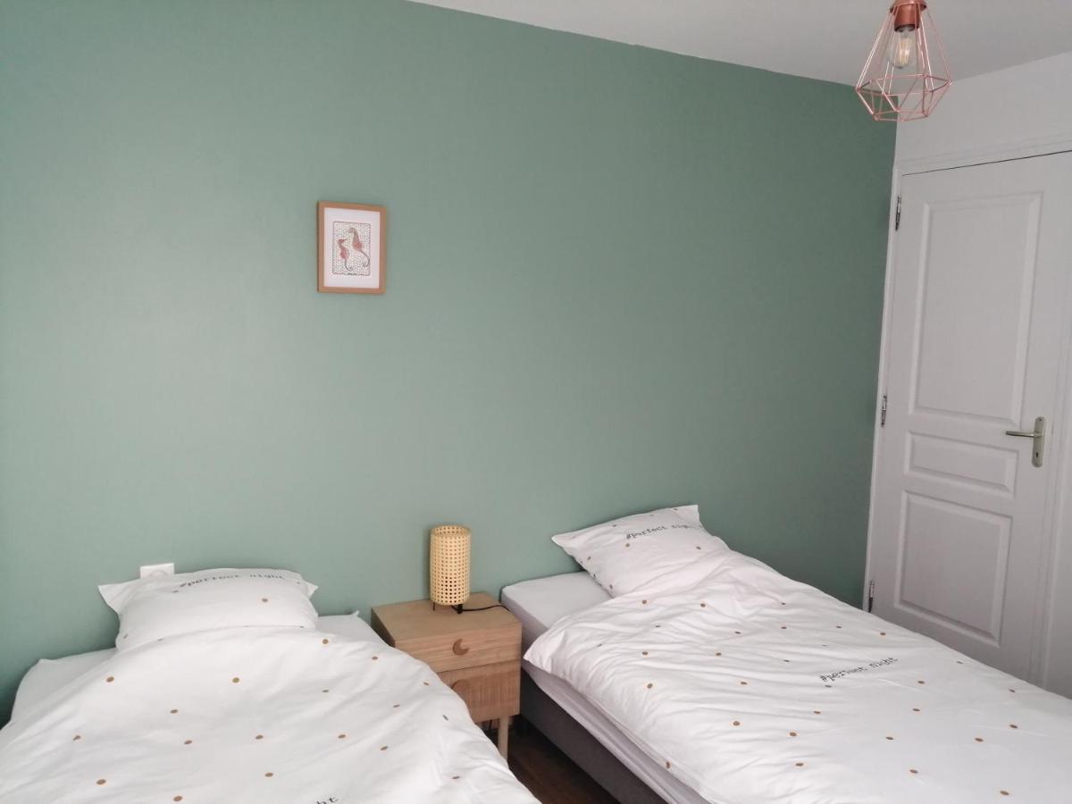 Maison Jullouville Au Calme Eksteriør billede